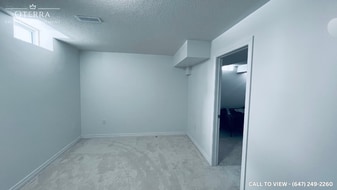 60 Merivale St in Oshawa, ON - Building Photo