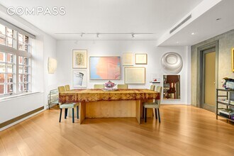 40 E 62nd St in New York, NY - Building Photo - Building Photo