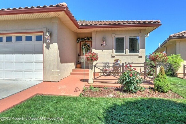 property at 1417 Fir Ct