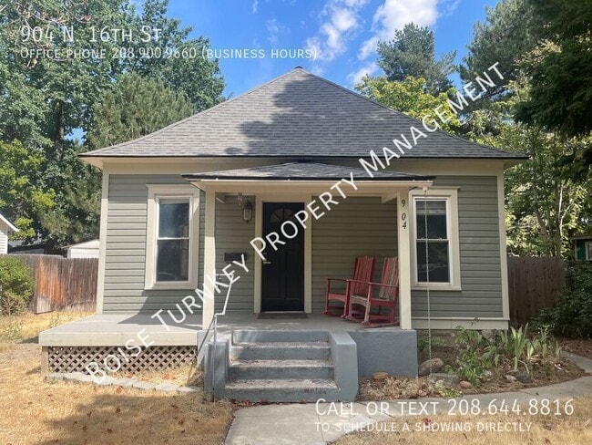 property at 904 N 16th St