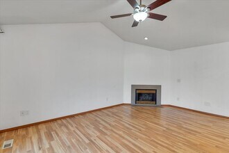 3133 19th Ave SE in Albany, OR - Building Photo - Building Photo