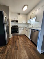 Dalton Pointe Walston in Dalton, GA - Building Photo