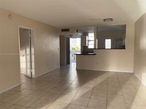 2855 Leonard Dr in Aventura, FL - Building Photo - Building Photo