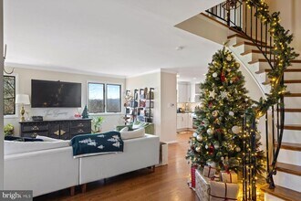 64 Parchment Dr in New Hope, PA - Building Photo - Building Photo