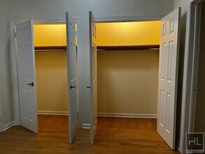 52 W 56th St in New York, NY - Building Photo - Building Photo