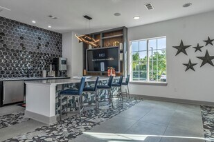 Rendezvous in Edmond, OK - Building Photo