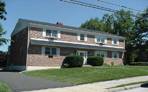 High West Manor in Jenkintown, PA - Foto de edificio