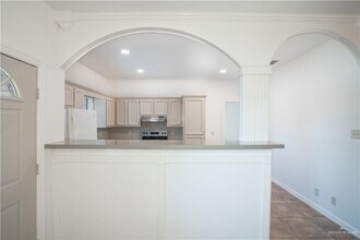 204 Jacobo Ave in Pharr, TX - Building Photo - Building Photo