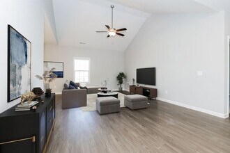 1404 Pipeline Ave in Columbia, TN - Building Photo - Building Photo