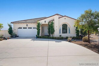 26742 Red Iron Bark Dr in Valley Center, CA - Building Photo - Building Photo