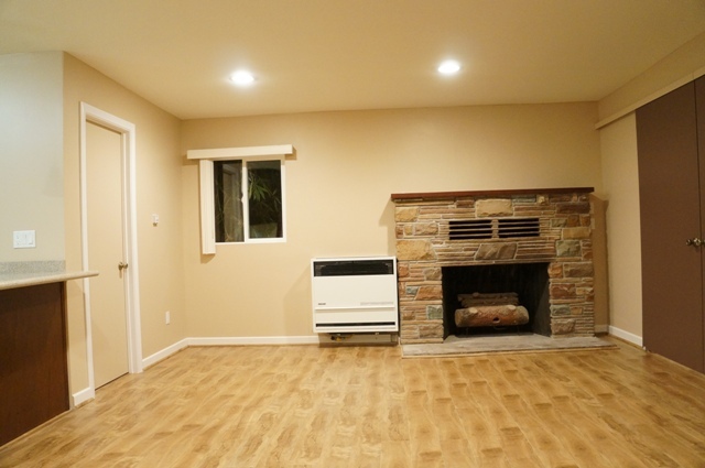 596 S Mentor Ave, Unit 596 S Mentor Ave