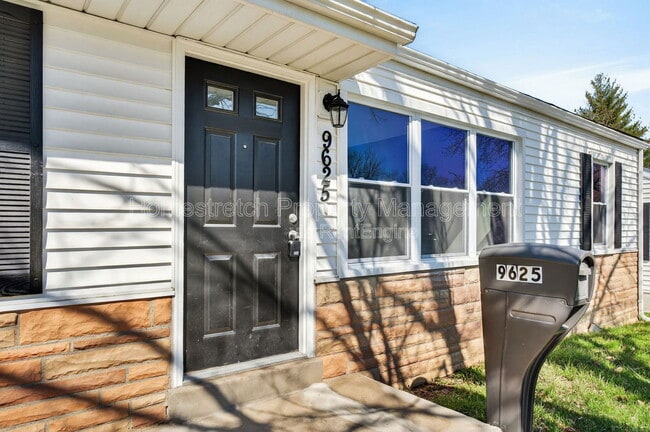 property at 9625 Theodosia Ave