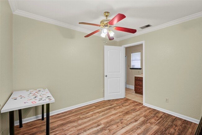 property at 8565 Ridgepoint Dr