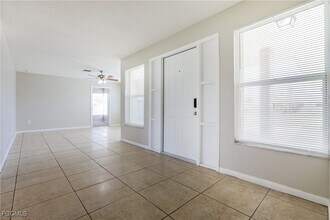 64 Golfview Rd in Rotonda West, FL - Building Photo - Building Photo