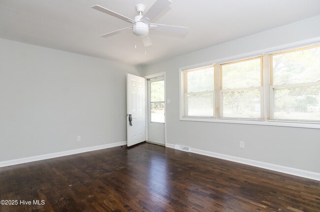 548 Antietam Dr in Wilmington, NC - Building Photo - Building Photo