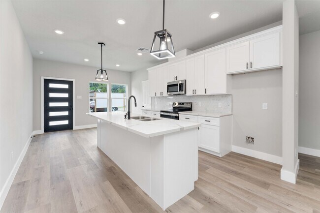 5420 Lynnfield St in Houston, TX - Building Photo - Building Photo