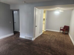 5321 S 580 E in Murray, UT - Building Photo - Building Photo