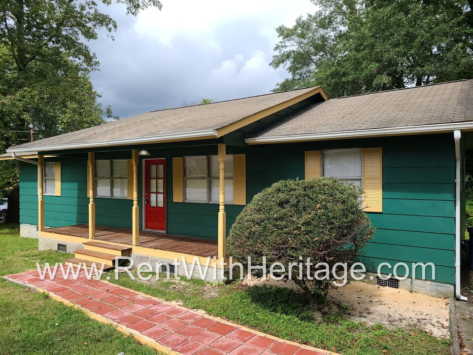 6537 Elsie St in Douglasville, GA - Building Photo