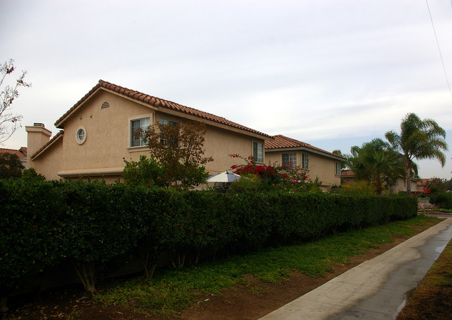 Flamingo Court in El Cajon, CA - Building Photo - Building Photo