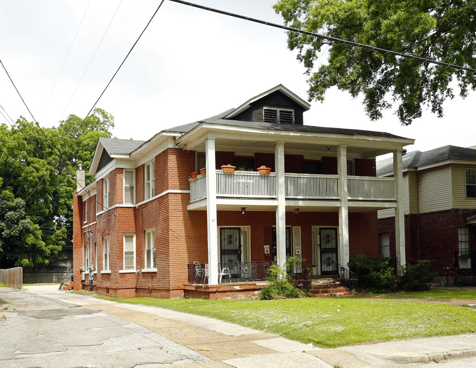 59 N Belvedere Blvd in Memphis, TN - Foto de edificio