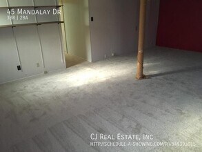 45 Mandalay Dr in Ballwin, MO - Building Photo - Building Photo