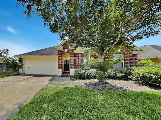 property at 7612 Misty Lake Ln