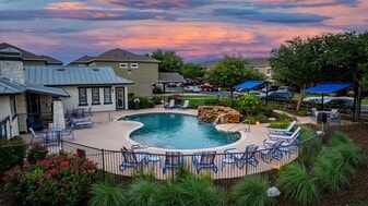 Links at Forest Creek in Round Rock, TX - Building Photo