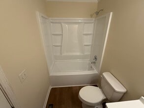 200 Beverly Park Ct in Newnan, GA - Building Photo - Building Photo