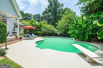 223 Windsong Ln SW in Lilburn, GA - Building Photo - Building Photo