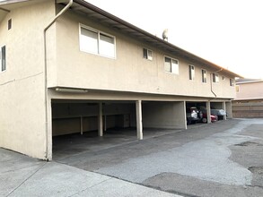 771 Memorial Way in Hayward, CA - Building Photo - Building Photo