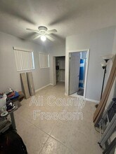 8260 NW 16th St in Pembroke Pines, FL - Building Photo - Building Photo