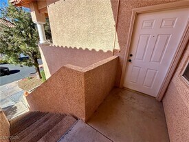 2925 Wigwam Pkwy in Henderson, NV - Building Photo