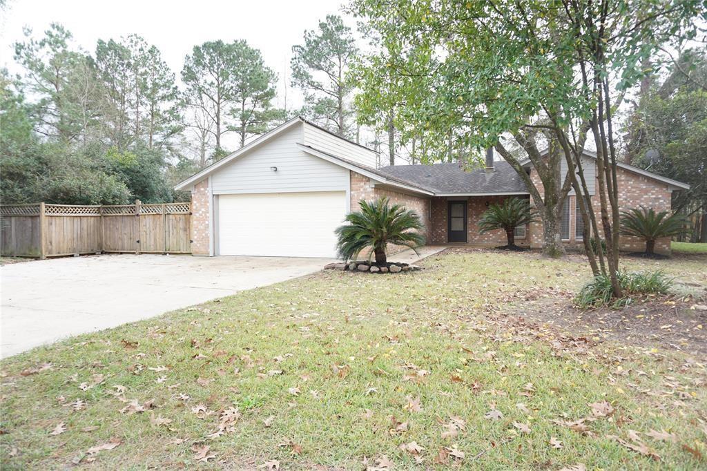 2010 Southwood Dr in New Caney, TX - Foto de edificio