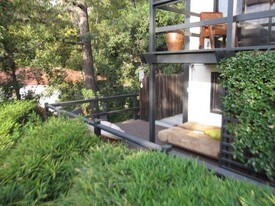 1999 N Sycamore Ave in Los Angeles, CA - Building Photo