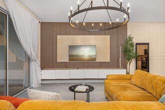 1660 Tropical Palms Cir in Kissimmee, FL - Building Photo - Building Photo