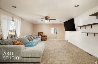 375 W Main St in Wellington, UT - Building Photo - Building Photo