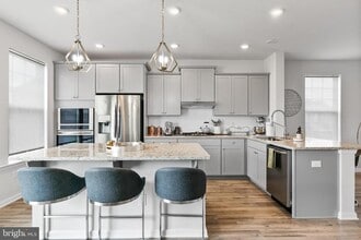 1 Turin Way in Mount Laurel, NJ - Building Photo - Building Photo