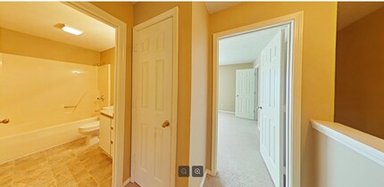 1383 W Allen St in Bloomington, IN - Building Photo - Building Photo