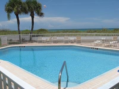 property at 1205 Tarpon Center Dr