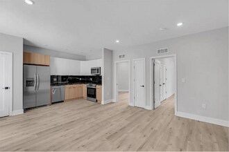 2937 W Page St-Unit -235B in Philadelphia, PA - Building Photo - Building Photo