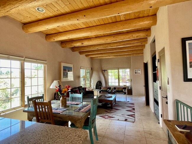 501 Rio Grande Ave in Santa Fe, NM - Building Photo - Building Photo