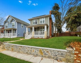 30 Longfellow St NE in Washington, DC - Building Photo - Building Photo