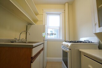 1132 Commonwealth Avenue in Boston, MA - Building Photo - Building Photo