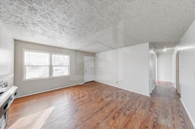 8432 E 37th Pl in Indianapolis, IN - Building Photo - Building Photo