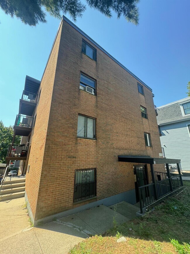 80 Highland Ave, Unit #101
