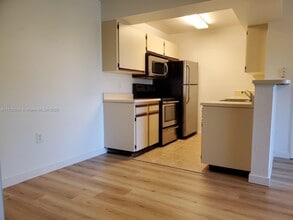 15551 SW 104th Ter, Unit 8210 in Miami, FL - Building Photo - Building Photo