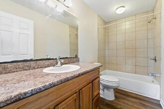 105 Cecelia St in Bay St. Louis, MS - Building Photo - Building Photo