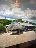 428 Court St in Englewood, FL - Building Photo