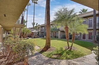 800 N Mollison Ave in El Cajon, CA - Building Photo - Building Photo