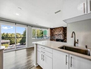 9515 NE 180th St-Unit -C306 in Bothell, WA - Building Photo - Building Photo